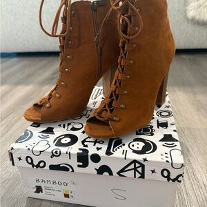BAMBOO Women's Brown Lace-Up Peep-Toe Heeled Boots